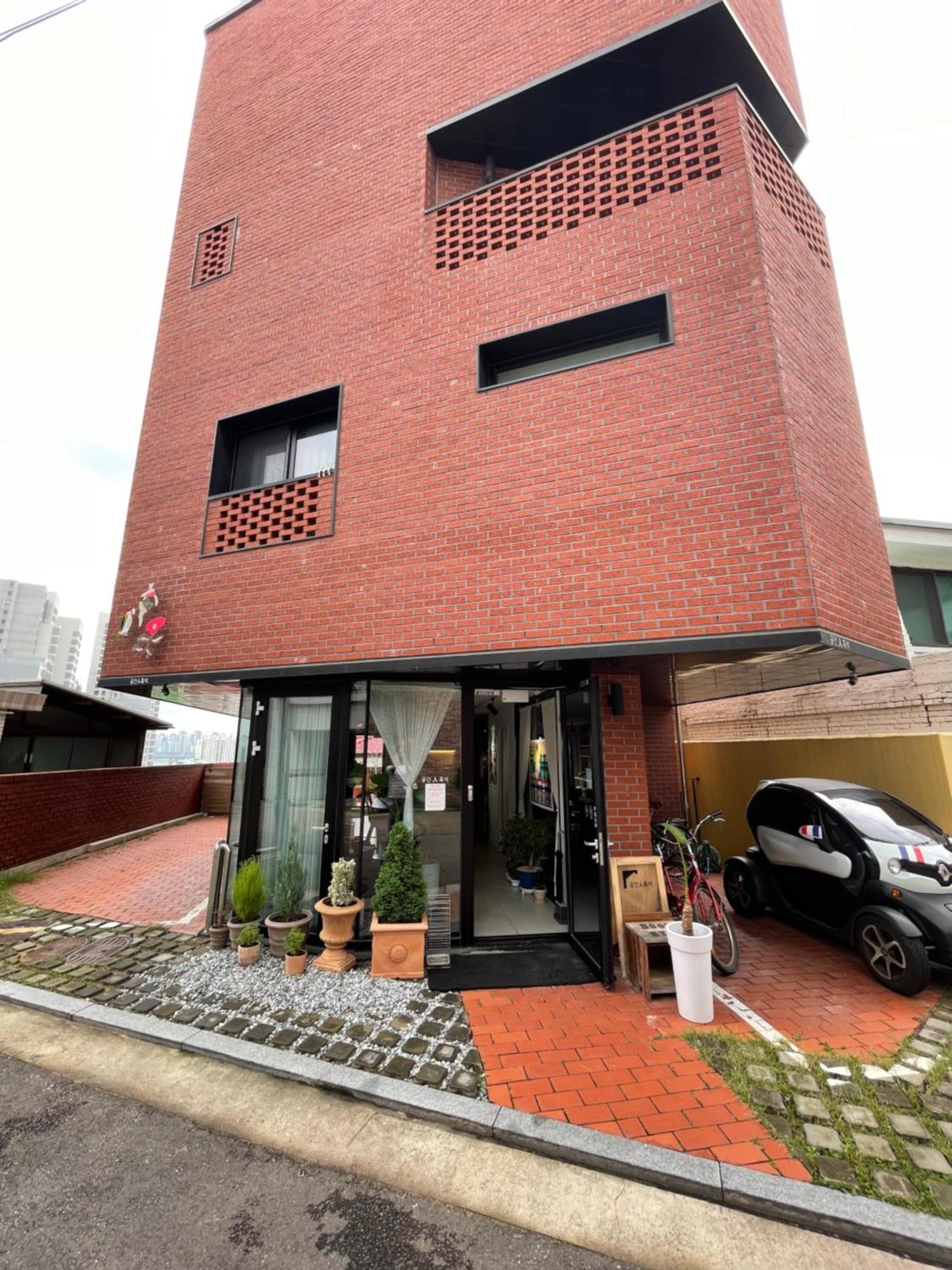 Space In Blackstone Seul Exterior foto
